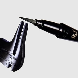 Tattoo Liner - Wasserfester Eyeliner
